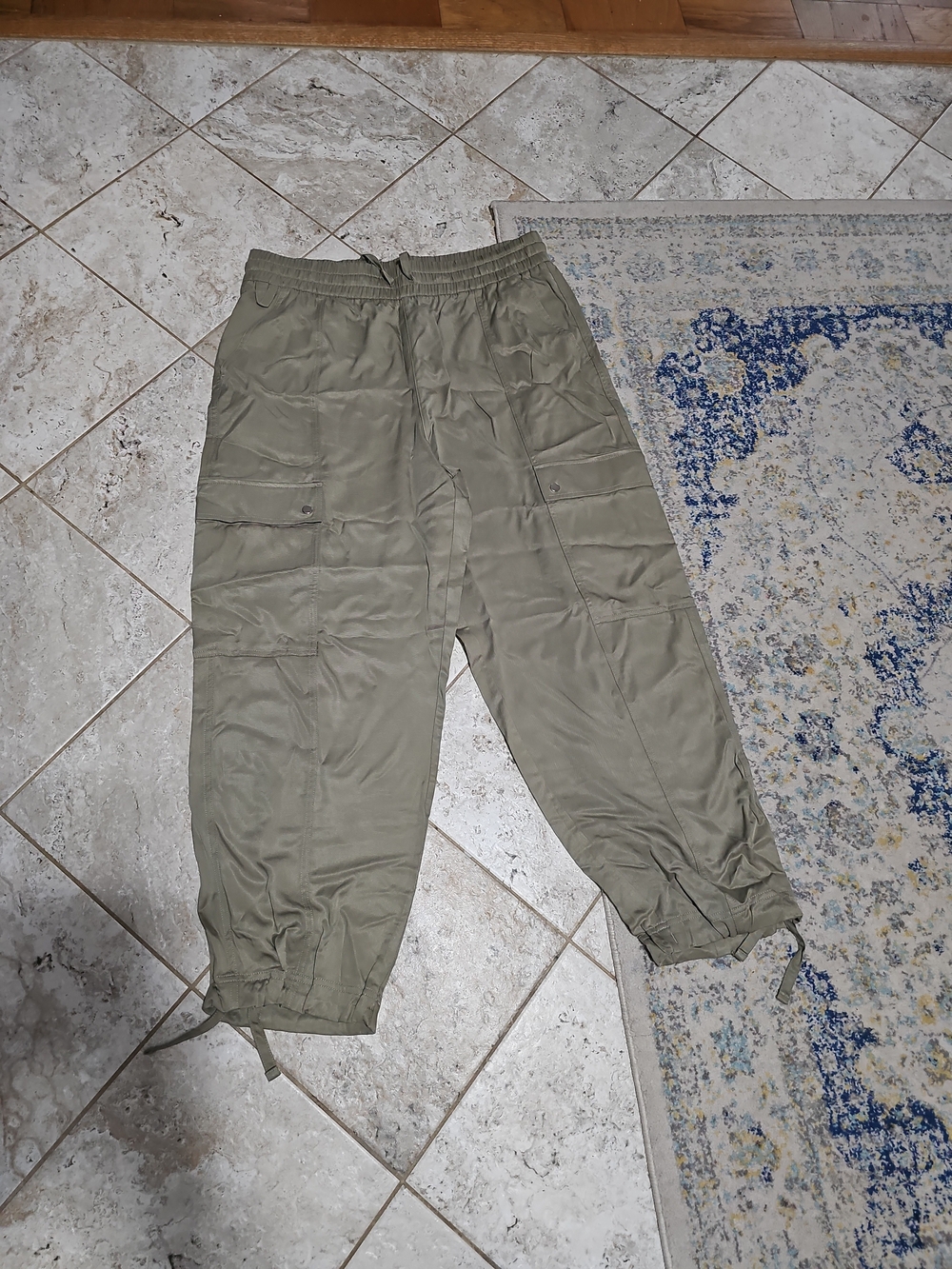 Athleta Celestial Utility Cargo Jogger Pants Women Size XL
